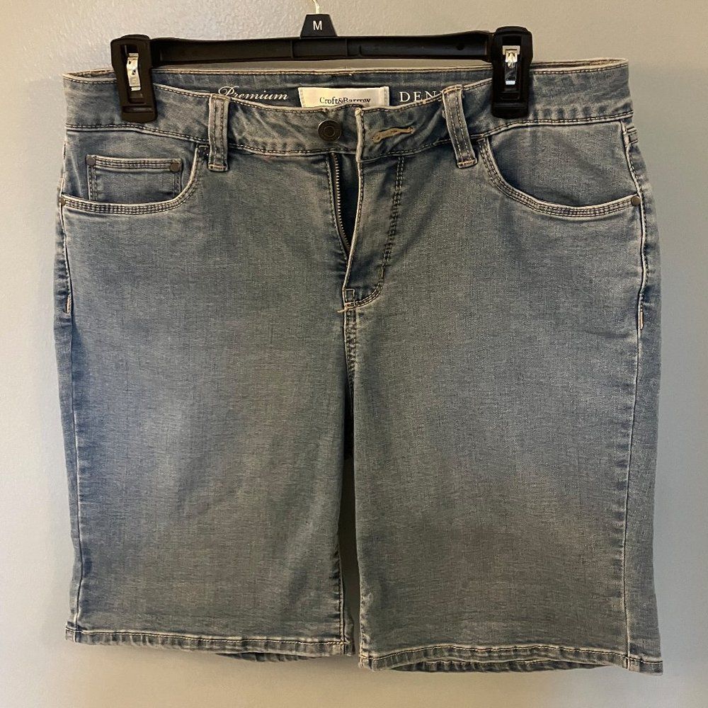 NWOT Womens Croft & Barrow Bermuda Blue Jean Shorts - Size 10